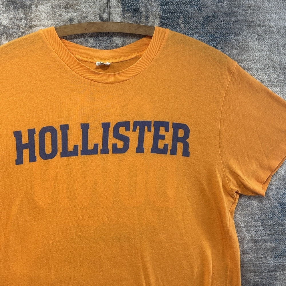 Vintage Y2K 2000s Hollister Single Stitch T Shirt Orange Catalina Surf Large